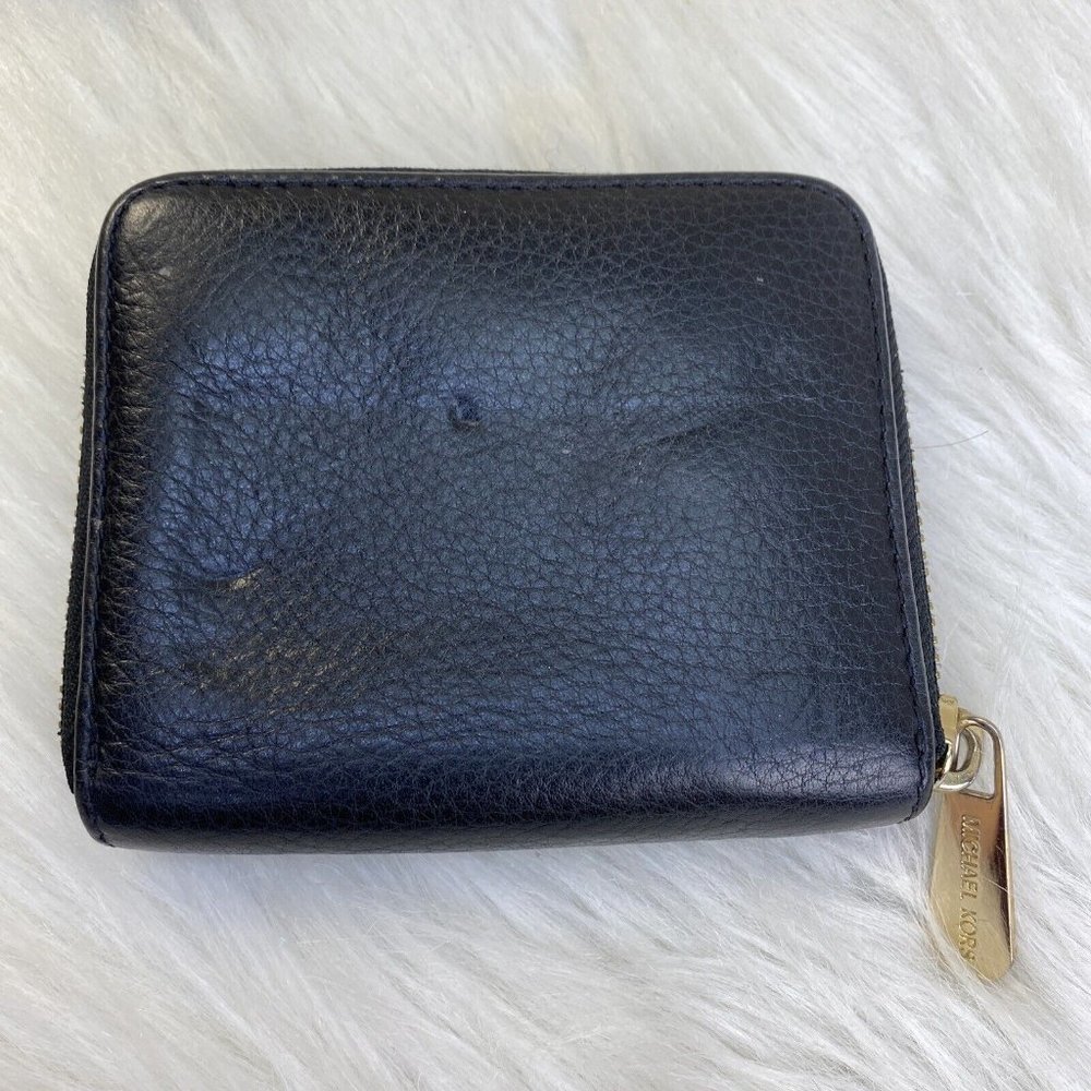 Michael Kors Small Black Saffiano Leather Continental Travel Zip Around Wallet - Picture 4 of 14